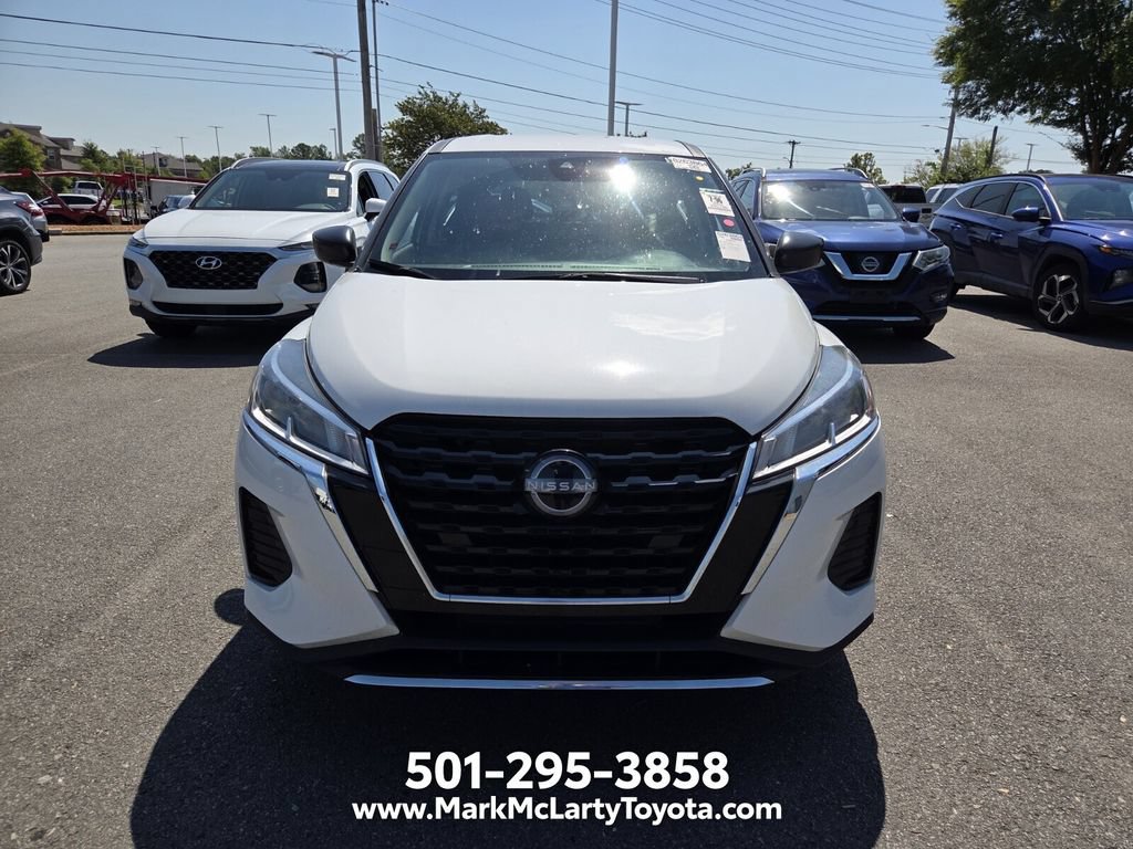 Used 2024 Nissan Kicks S FWD image 2