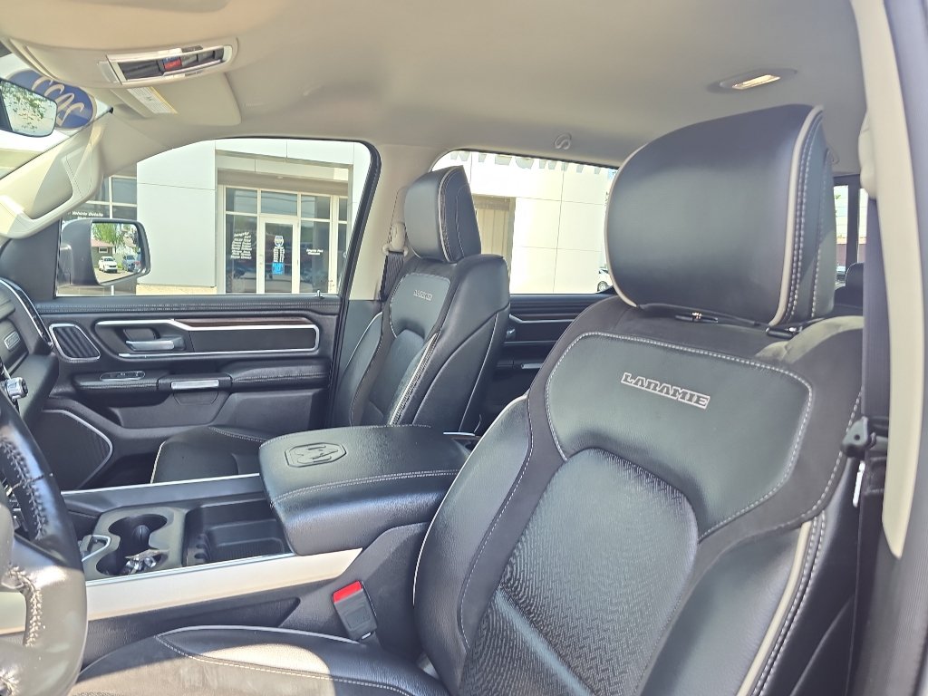Used 2022 RAM 1500 Laramie AWD/4WD image 14