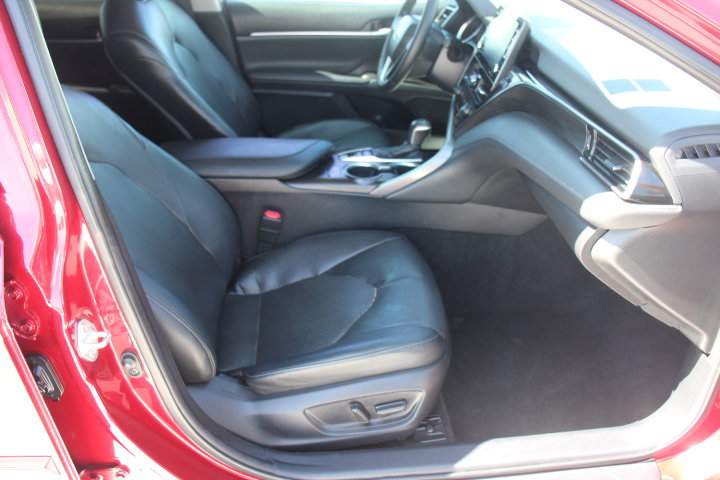Certified 2021 Toyota Camry XLE FWD image 20