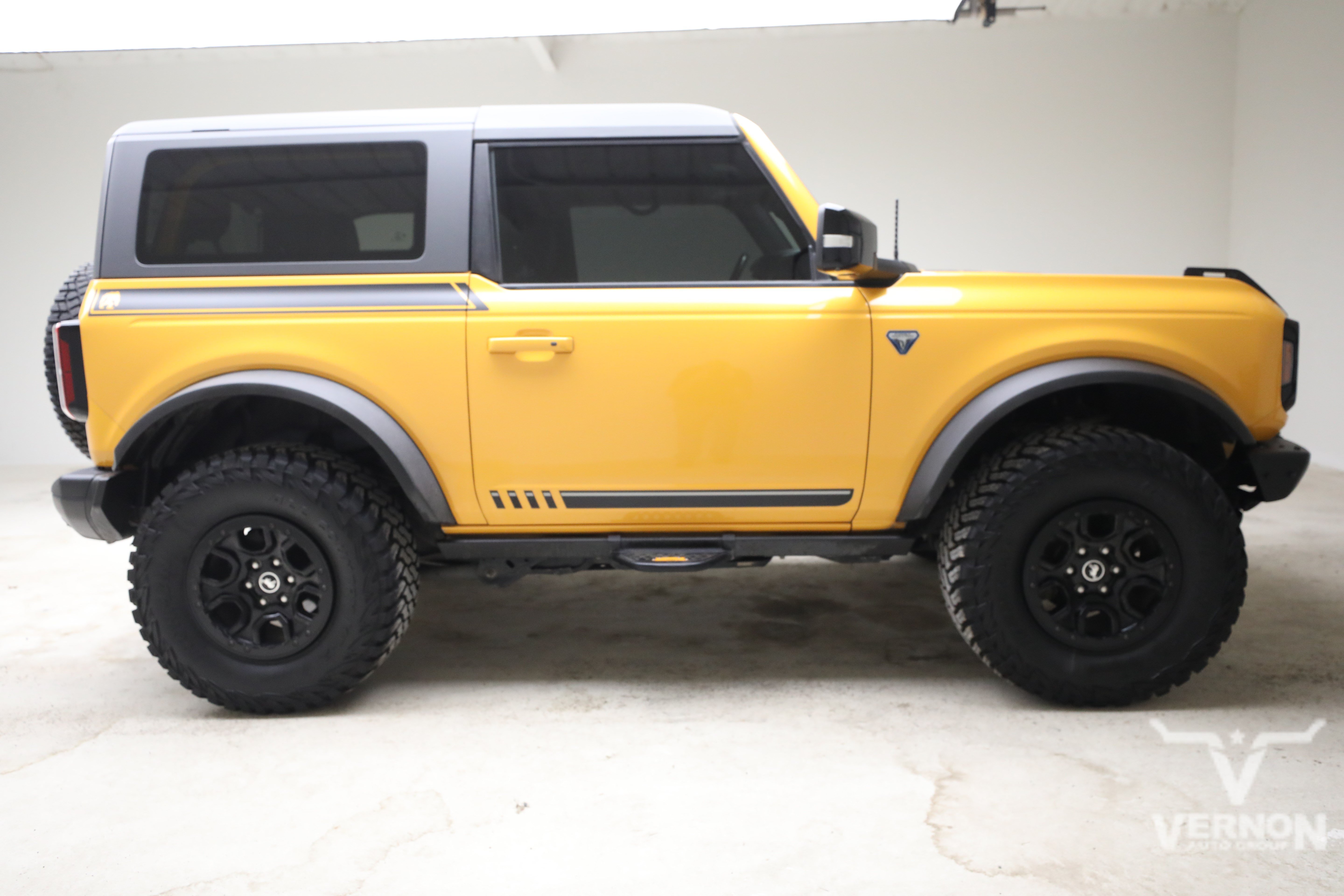 Used 2021 Ford Bronco First Edition AWD/4WD image 6