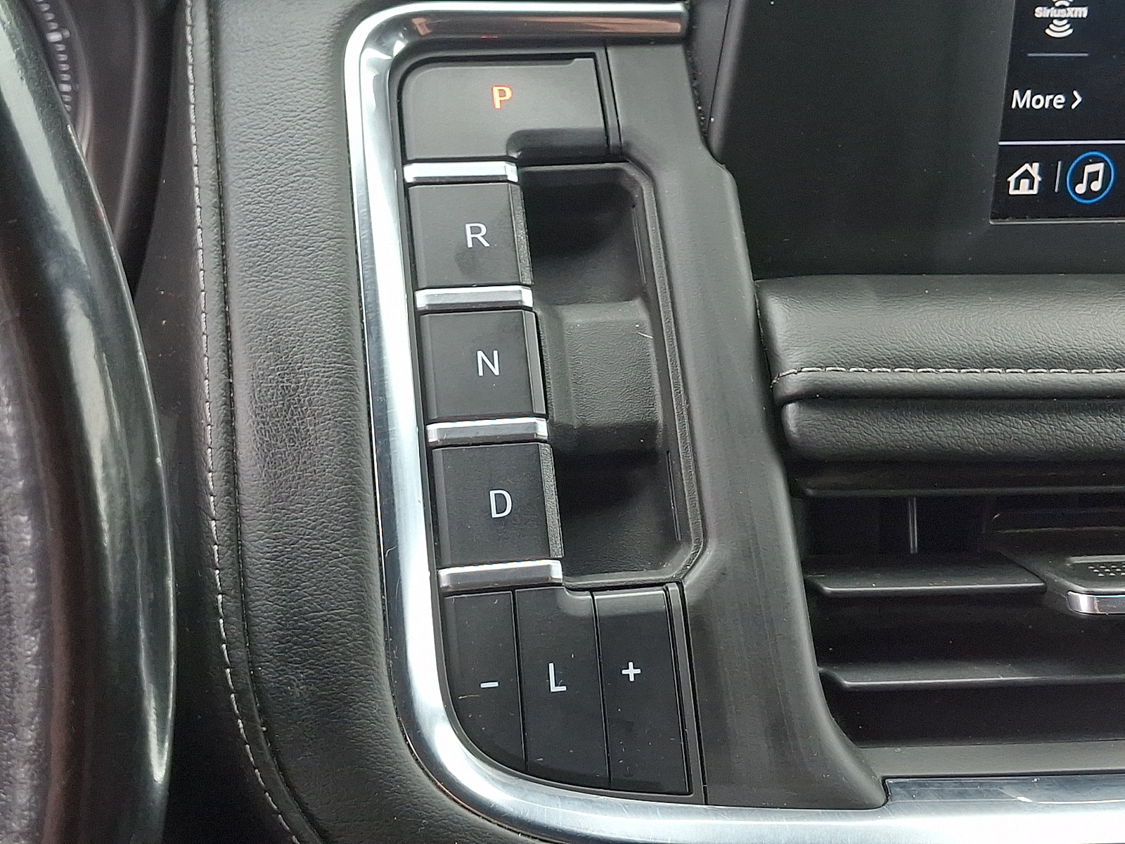 Used 2022 Chevrolet Tahoe LS AWD/4WD image 26