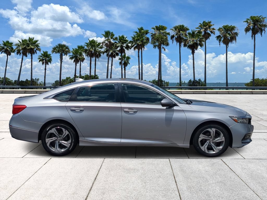 Used 2018 Honda Accord EX image 3