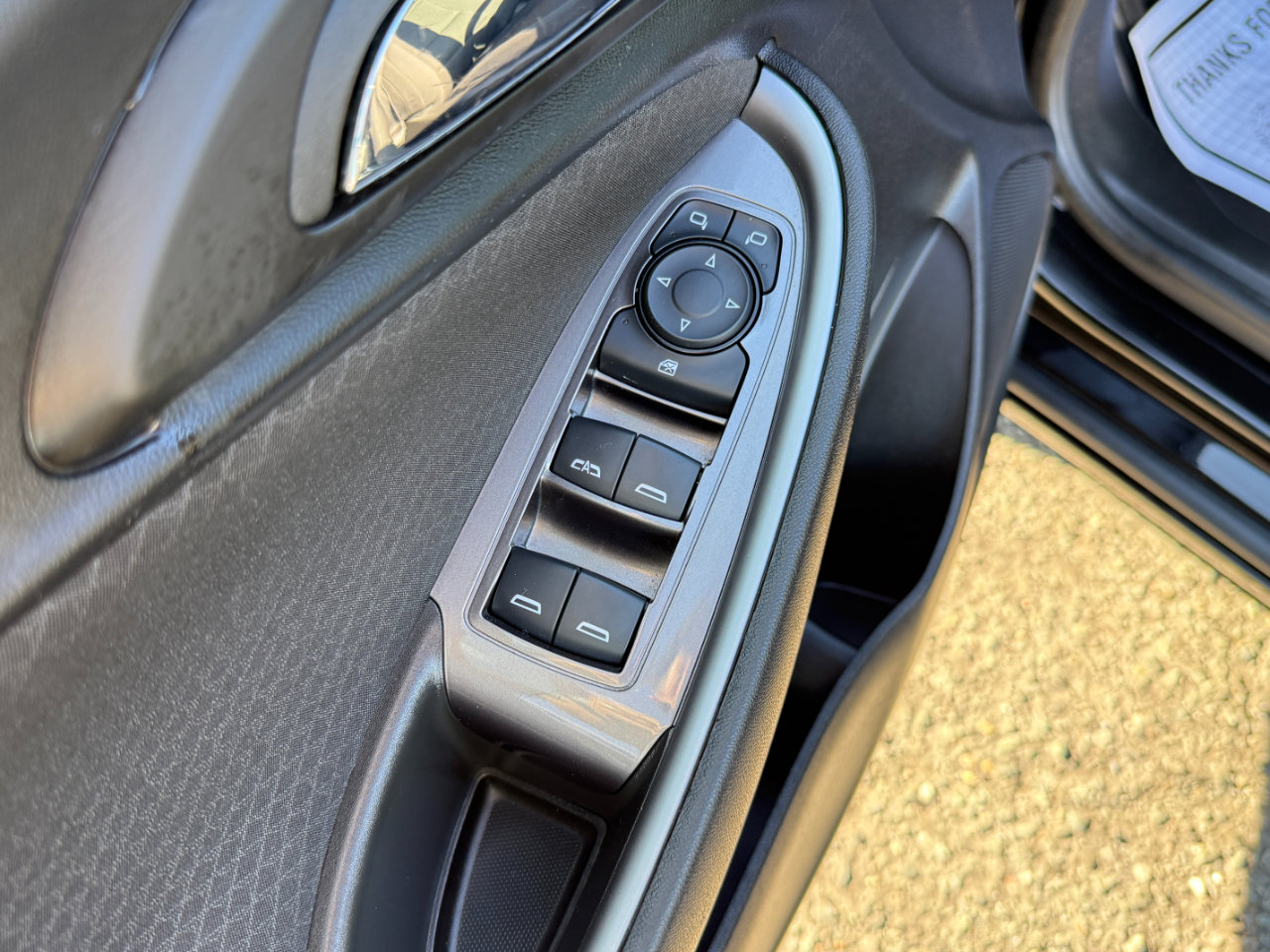 Used 2023 Chevrolet Malibu LT image 16