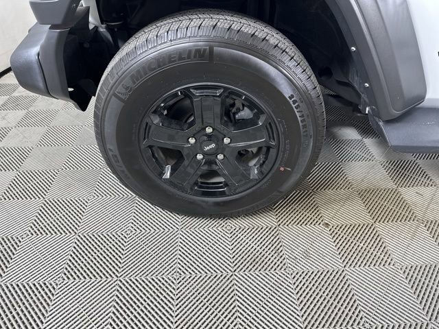 Used 2021 Jeep Wrangler Unlimited Sport AWD/4WD image 12