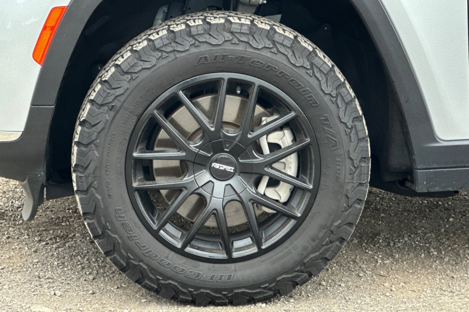 Used 2023 Jeep Grand Cherokee L Limited w/ Trailer Tow Group (B) image 45