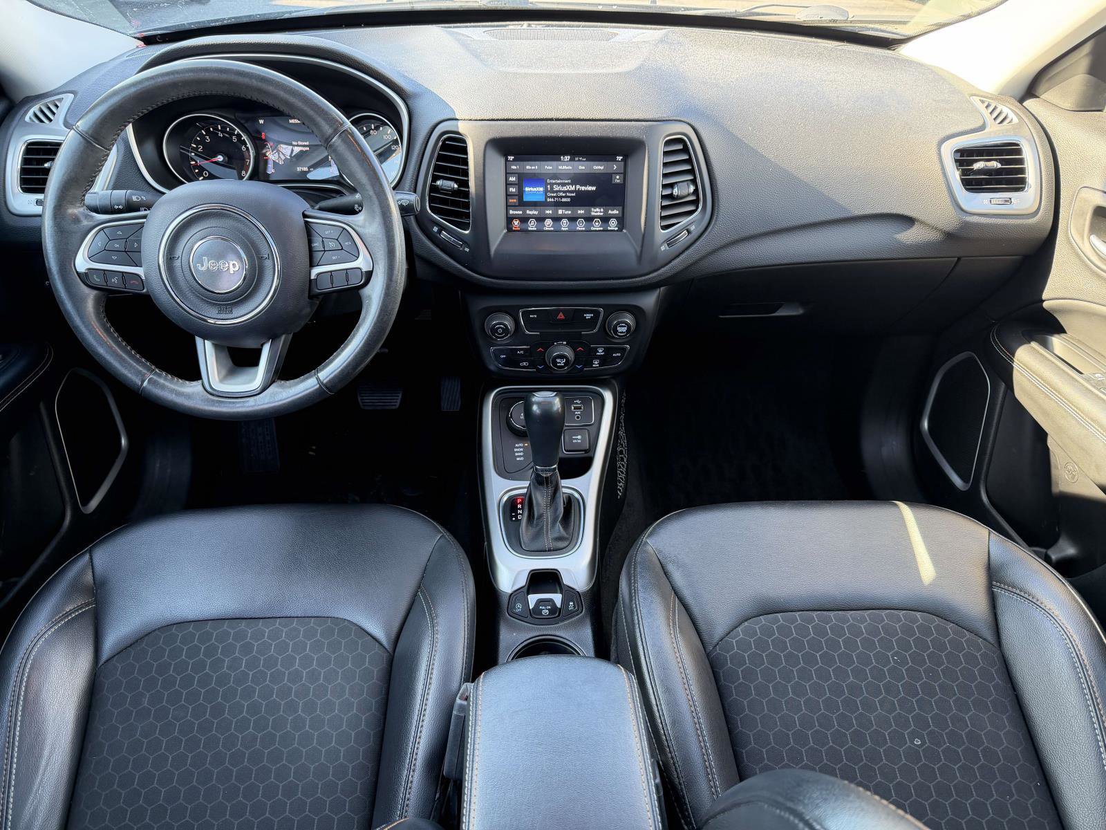 Used 2018 Jeep Compass Latitude w/ Popular Equipment Group image 15