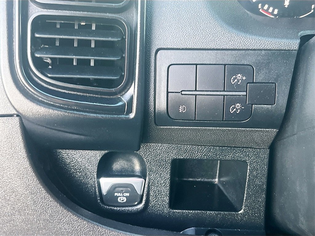 Used 2024 RAM ProMaster 2500 w/ Safety Group image 10