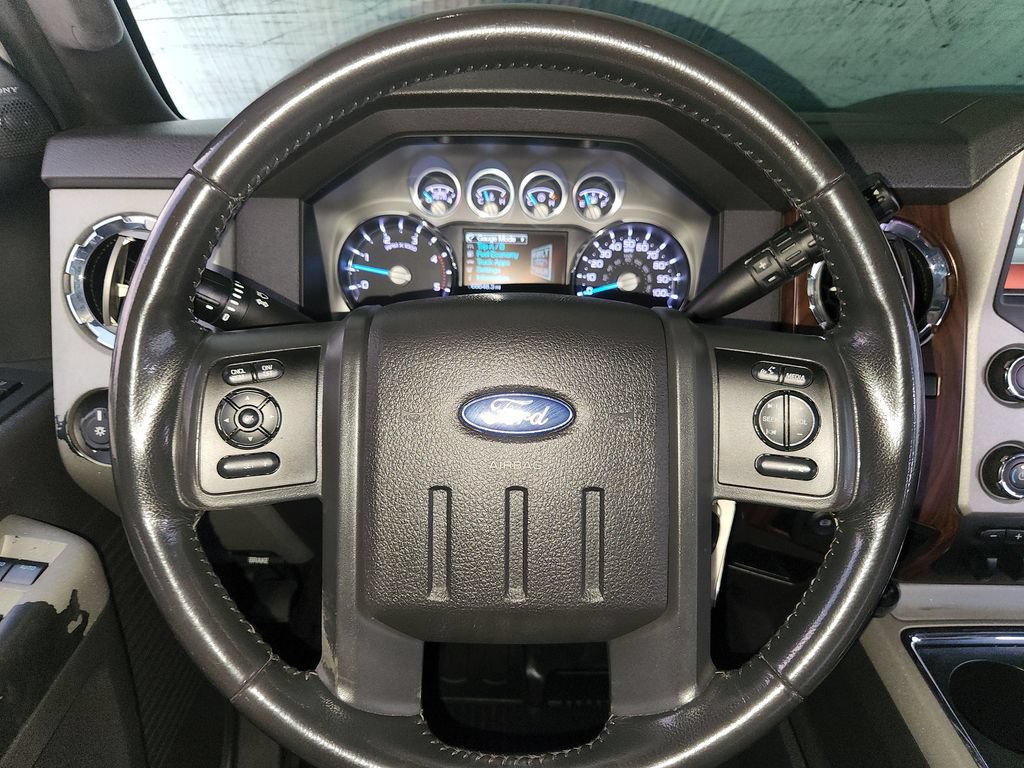 Used 2016 Ford F250 Lariat w/ Lariat Ultimate Package AWD/4WD image 24