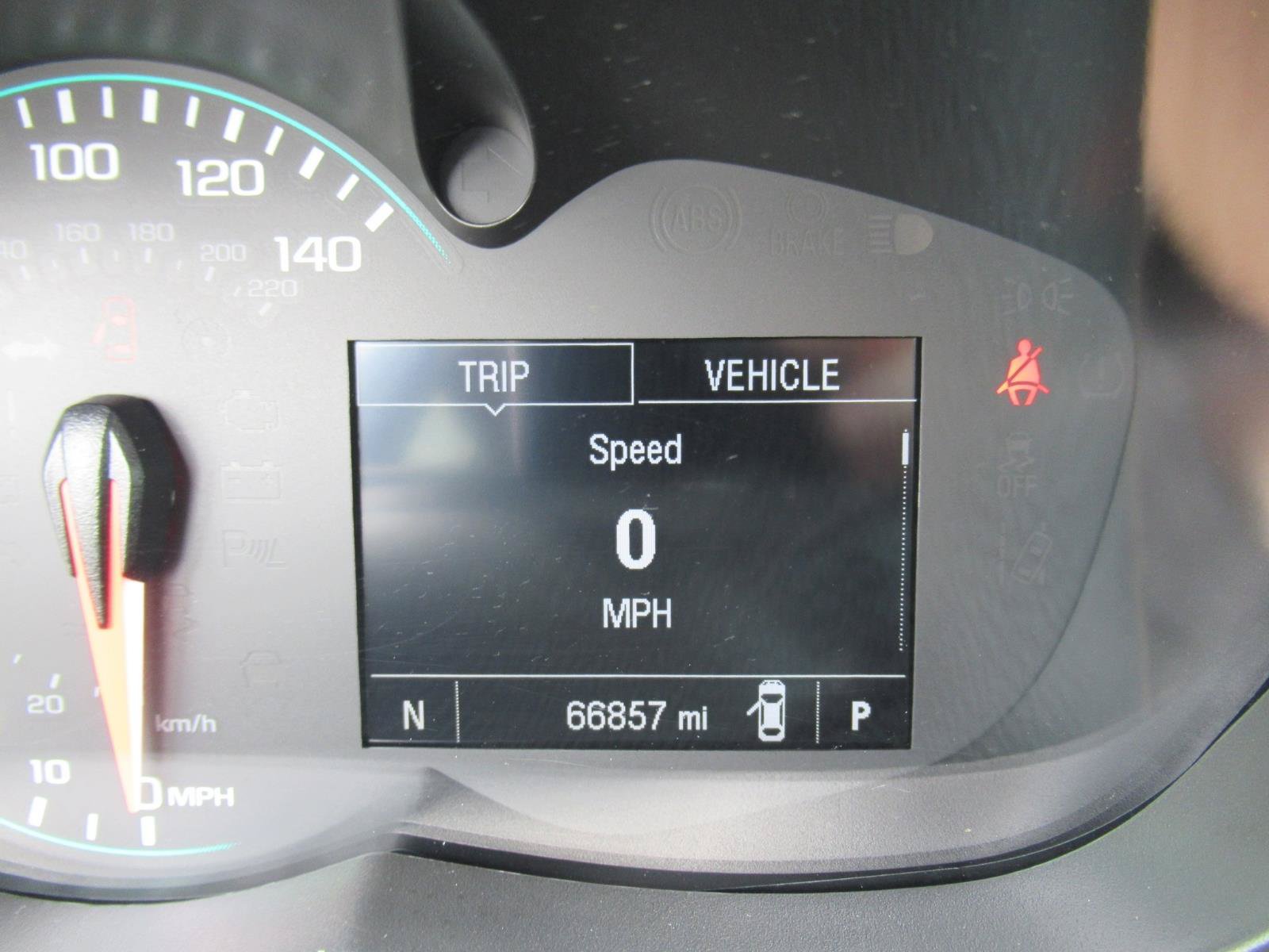 Certified 2018 Chevrolet Trax Premier FWD image 28