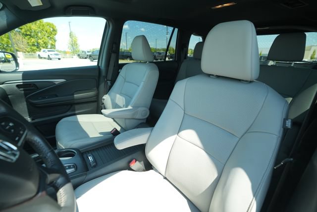 Used 2023 Honda Passport EX-L image 39