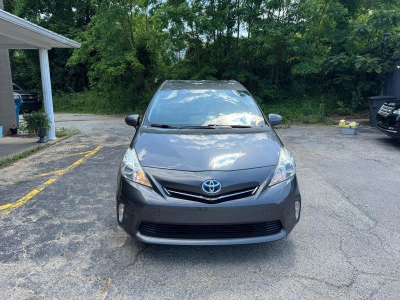 Used 2014 Toyota Prius V Three FWD image 2