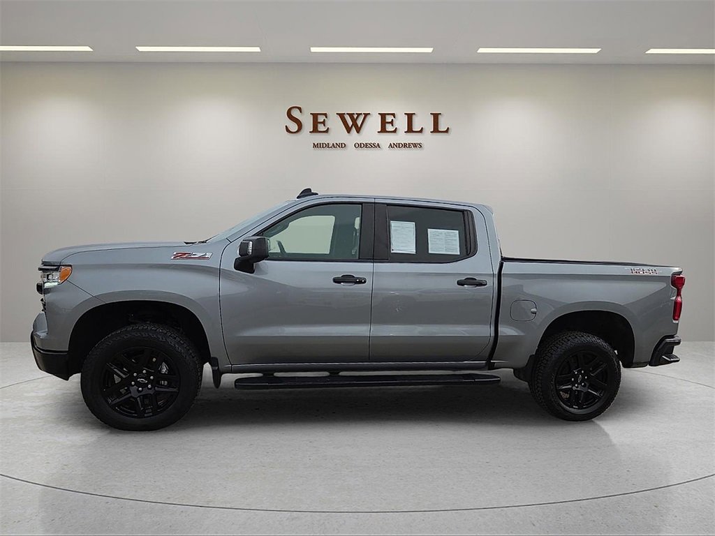 Used 2024 Chevrolet Silverado 1500 LT Trail Boss w/ LT Trail Boss Premium Package image 2