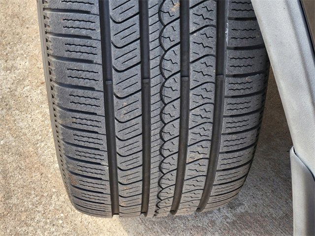 Used 2016 Honda Pilot Touring image 11