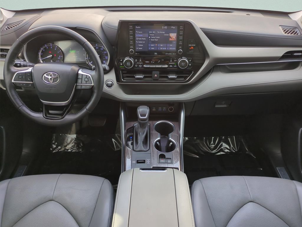 Used 2022 Toyota Highlander Limited image 22