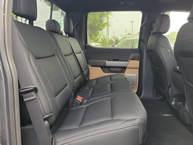 New 2026 Ford F350 XLT w/ XLT Premium Package AWD/4WD image 21