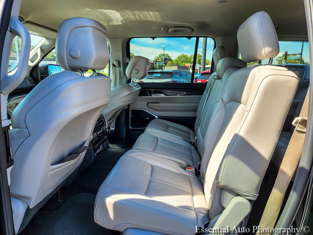Used 2022 Jeep Wagoneer Series I w/ Convenience Group I AWD/4WD image 10