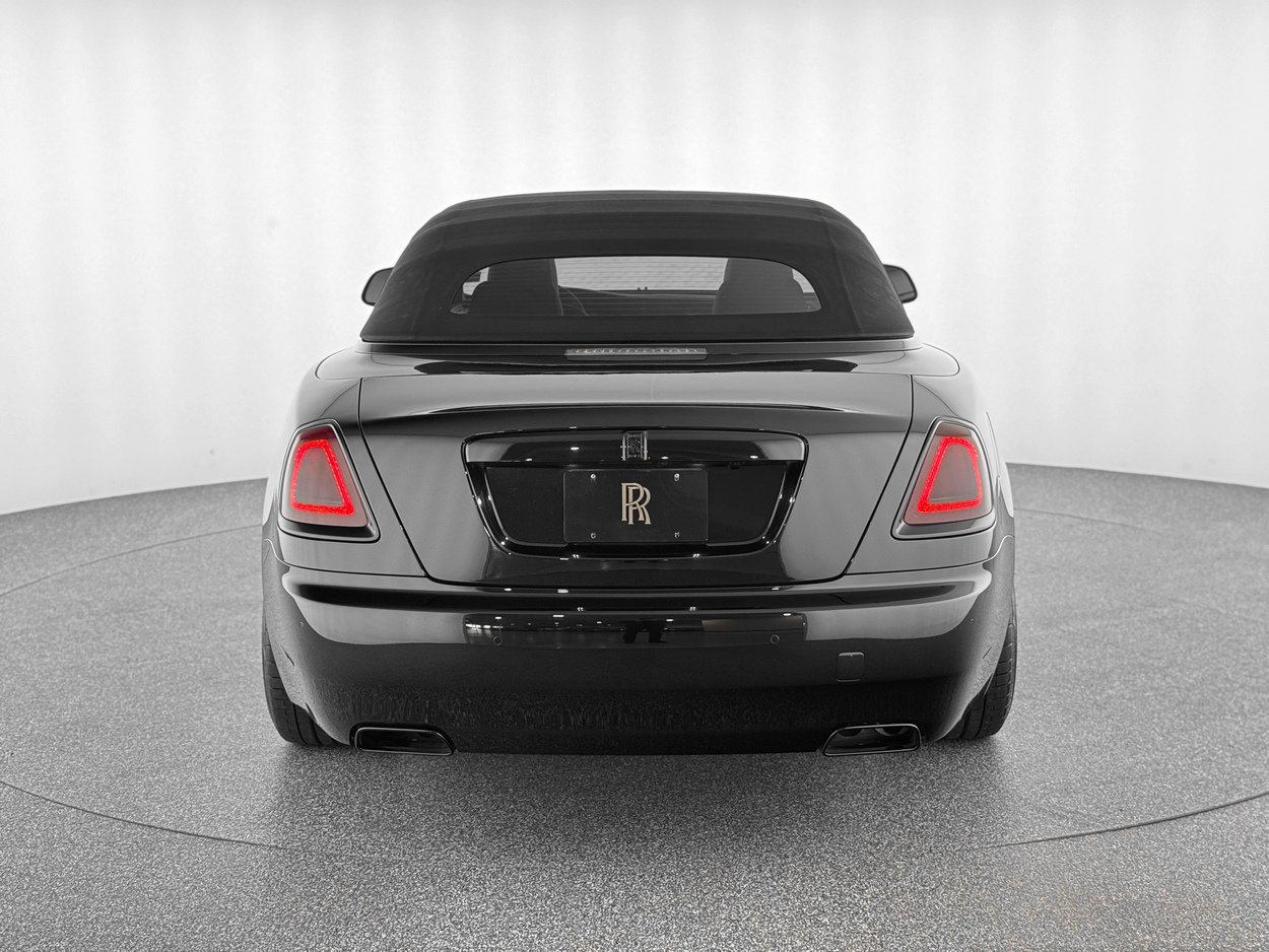 Used 2016 Rolls-Royce Dawn RWD image 5