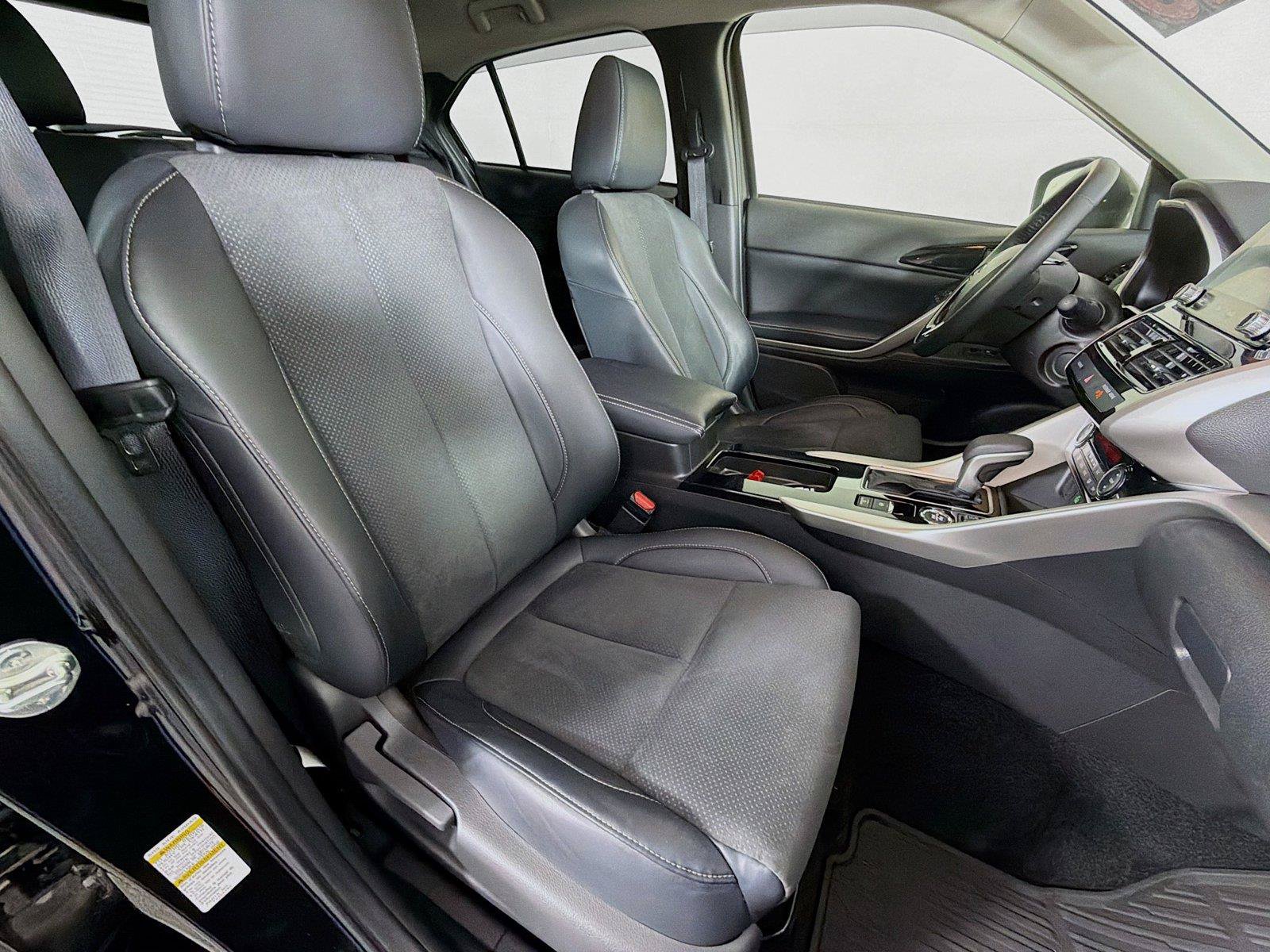 Used 2025 Mitsubishi Eclipse Cross SE AWD/4WD image 30