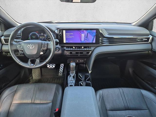 Used 2025 Toyota Camry XSE FWD image 17