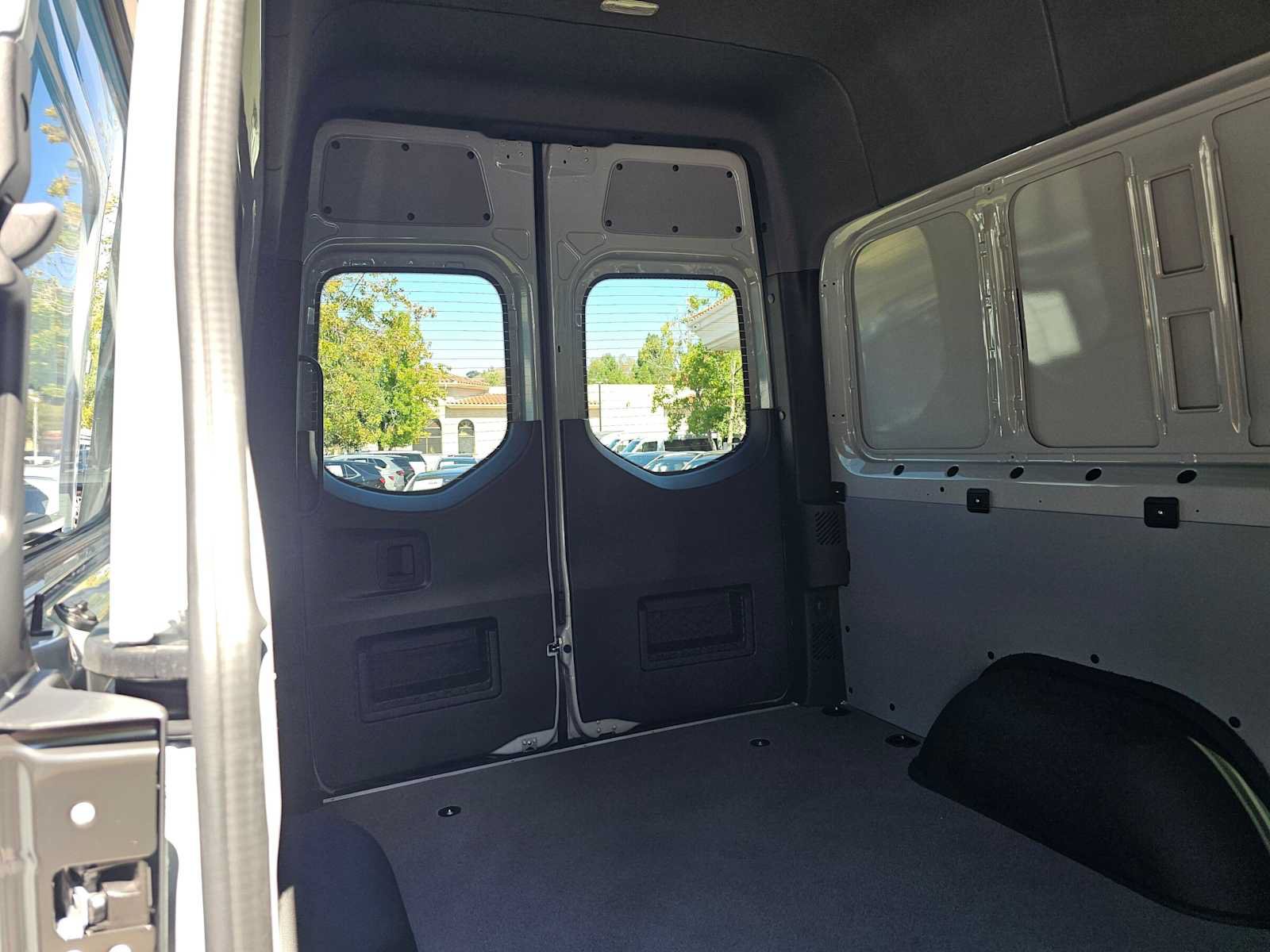 New 2026 Mercedes-Benz Sprinter 2500 image 11