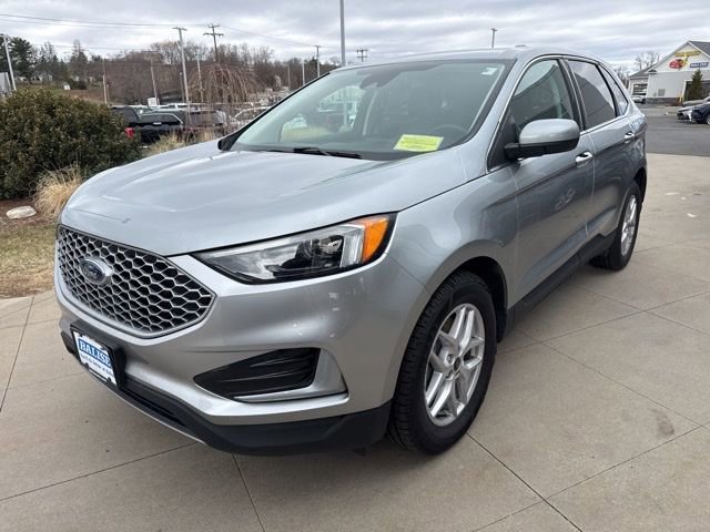 Used 2024 Ford Edge SEL AWD/4WD image 3