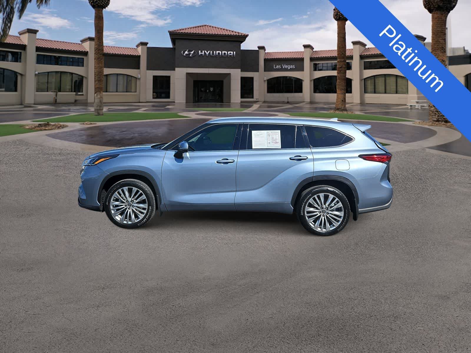 Used 2023 Toyota Highlander Platinum FWD image 5