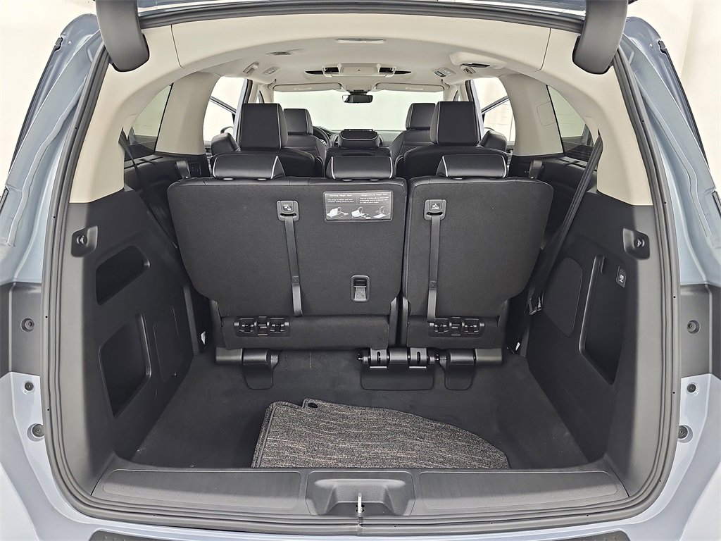 New 2026 Honda Odyssey Touring image 16