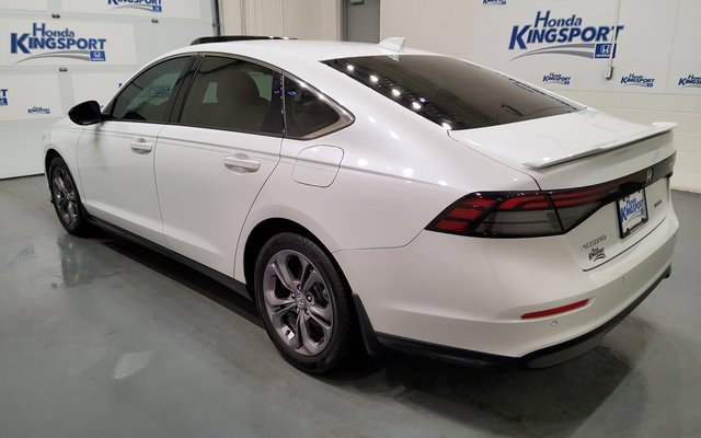 Used 2023 Honda Accord EX-L image 6