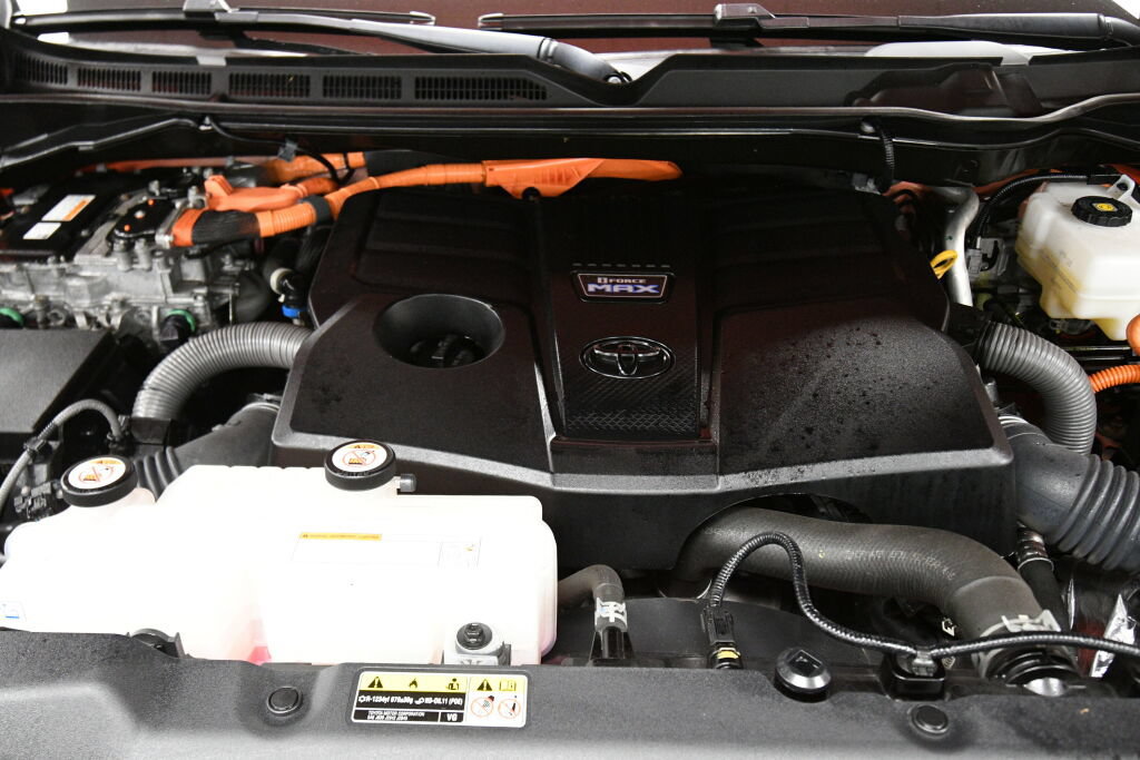 Certified 2022 Toyota Tundra TRD Pro AWD/4WD image 35