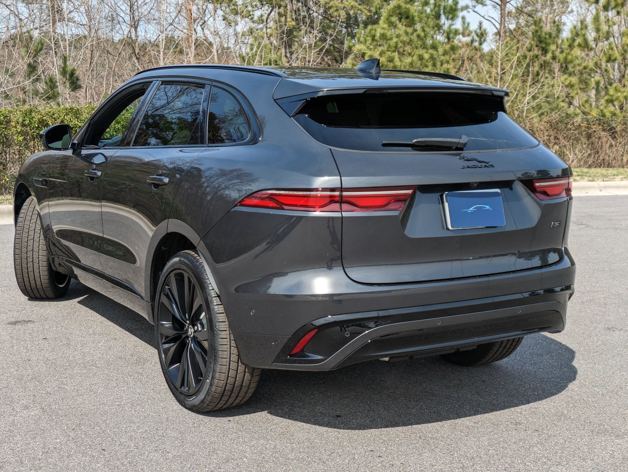 New 2026 Jaguar F-PACE R-Dynamic S image 8
