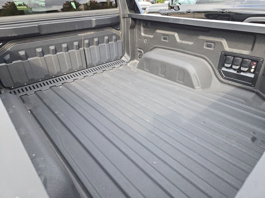 New 2026 GMC Sierra EV Elevation image 9