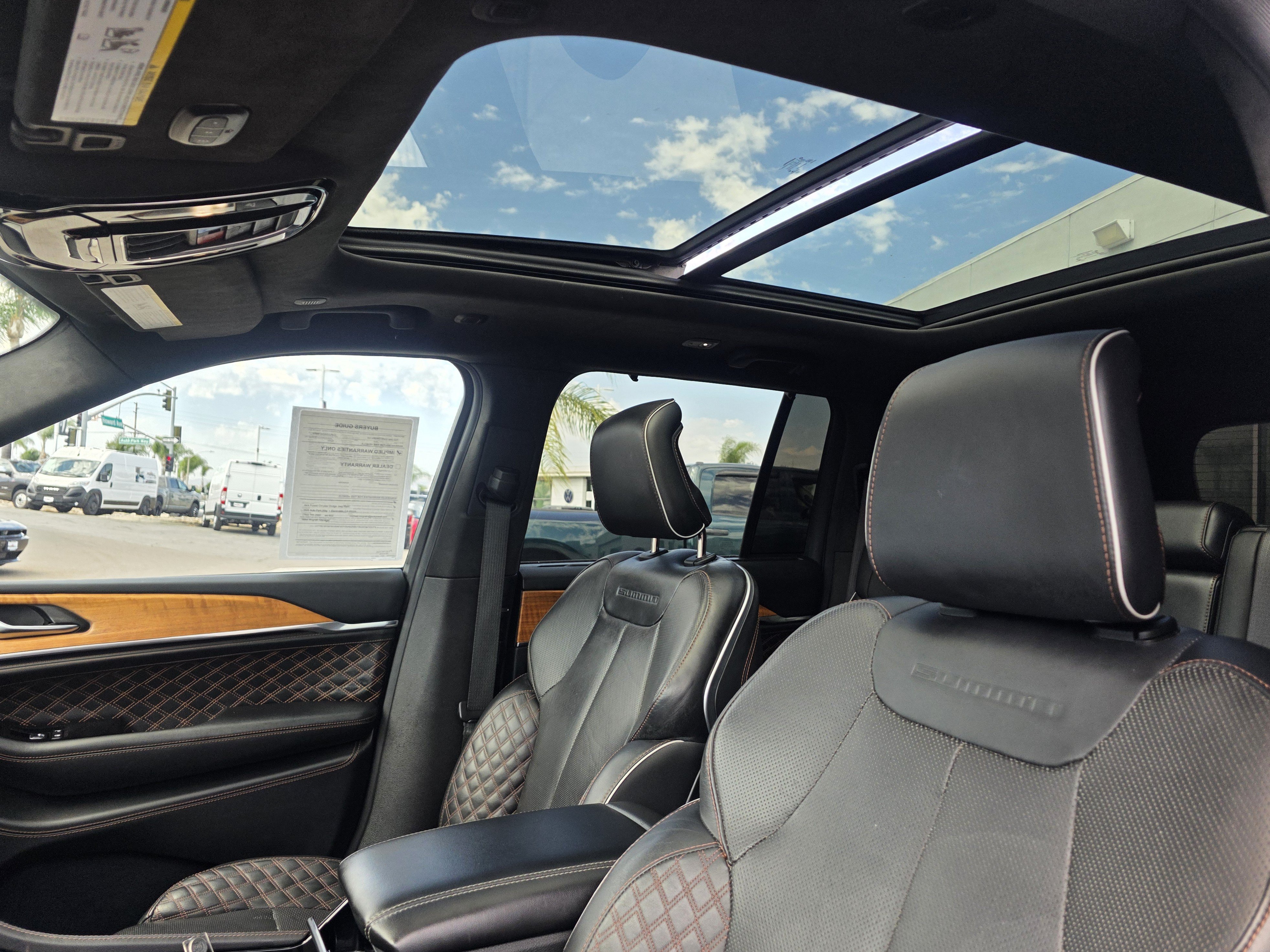 Certified 2022 Jeep Grand Cherokee Summit AWD/4WD image 18
