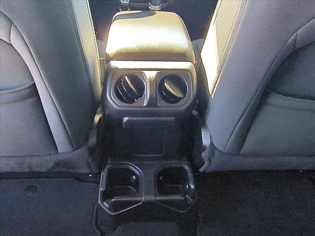 Used 2019 Jeep Wrangler Unlimited Sport image 17