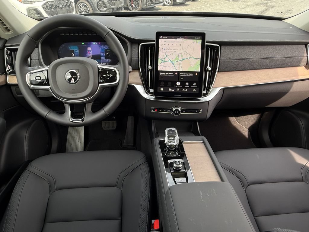 New 2026 Volvo XC90 T8 Plus AWD/4WD image 18