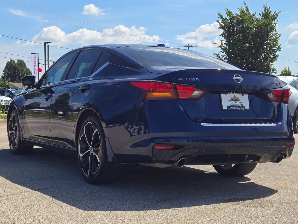 Used 2023 Nissan Altima 2.5 SR w/ SR Premium Package FWD image 16