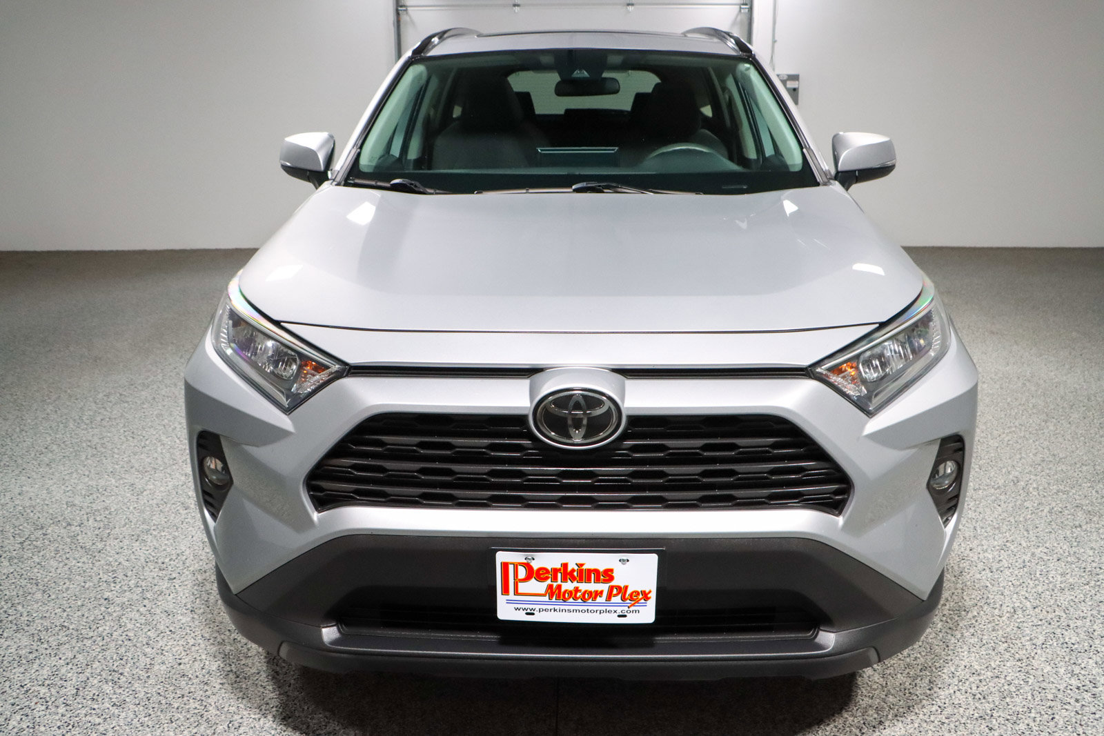 Used 2019 Toyota RAV4 XLE image 4
