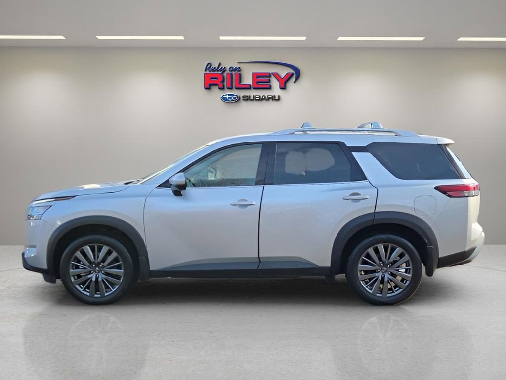 Used 2024 Nissan Pathfinder SL w/ SL Premium Package video 2