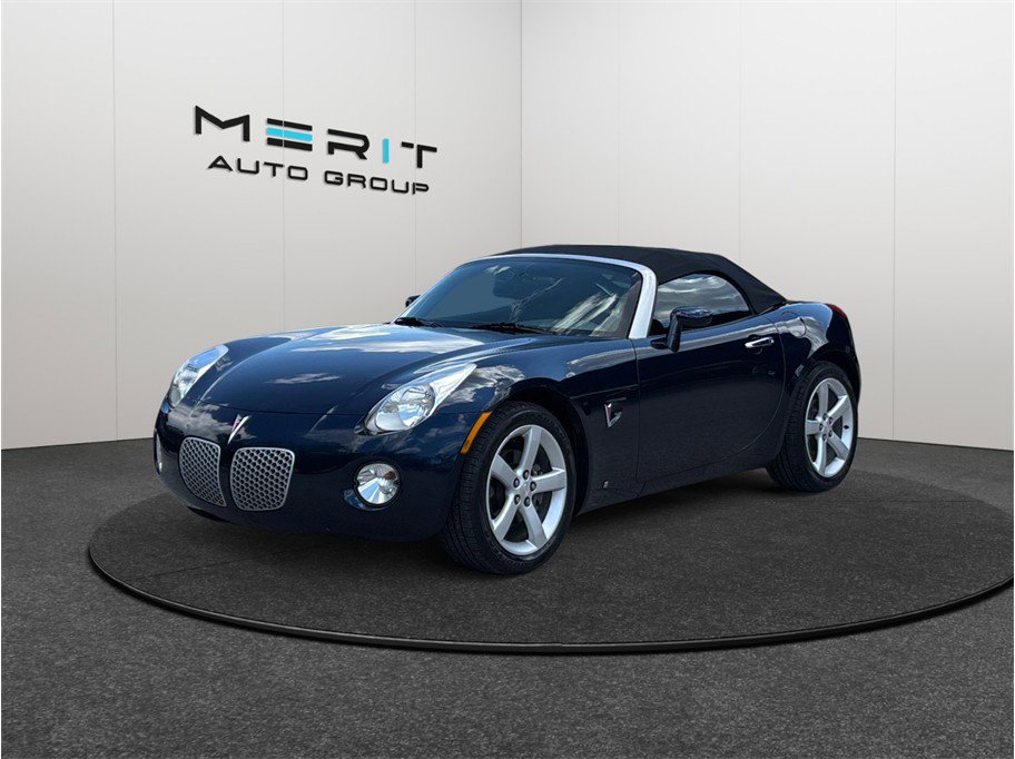 Used 2007 Pontiac Solstice Convertible w/ Preferred Package RWD image 4