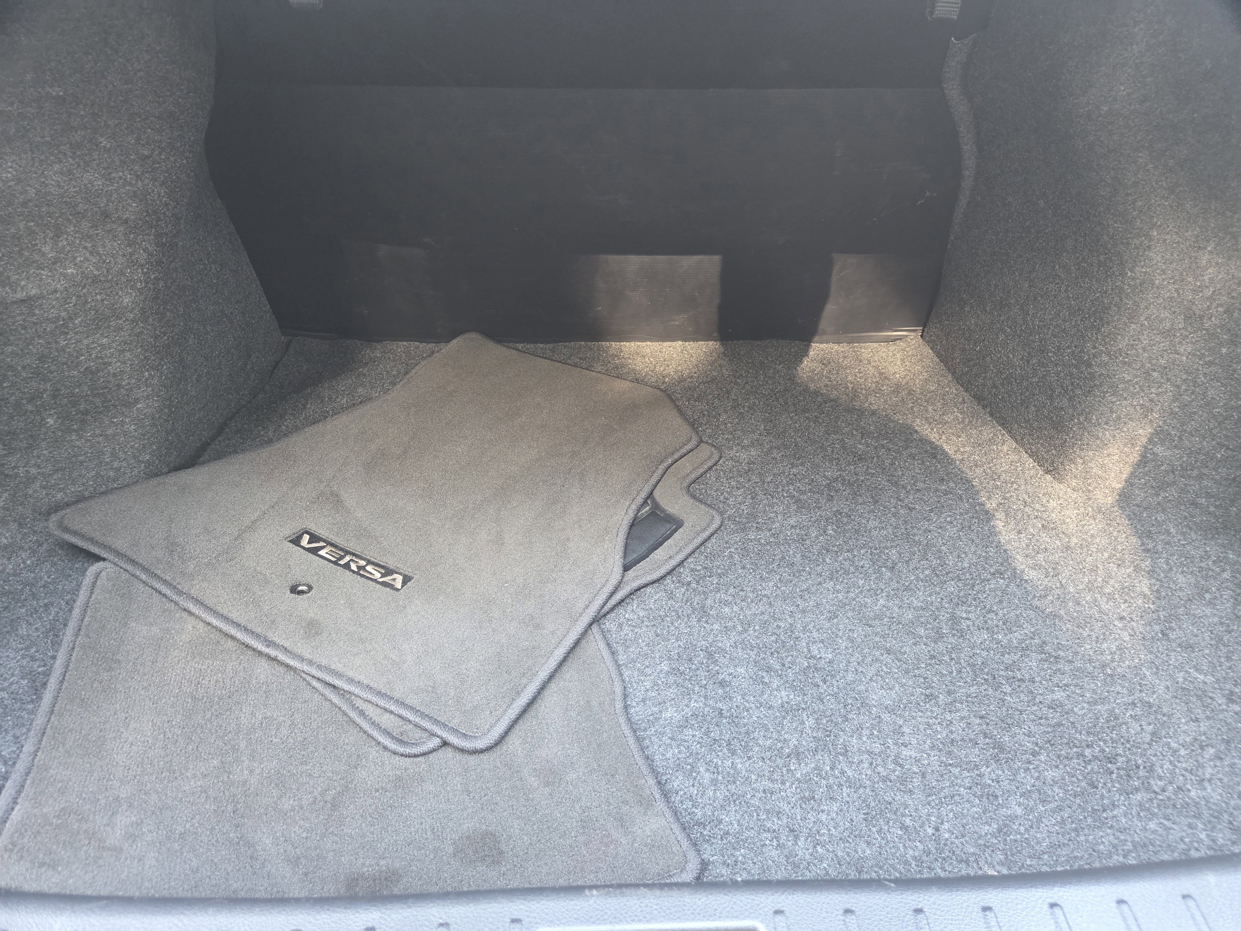 Used 2024 Nissan Versa S w/ Trunk Package FWD image 27