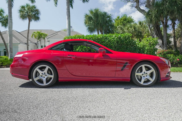 Used 2013 Mercedes-Benz SL 550 image 21