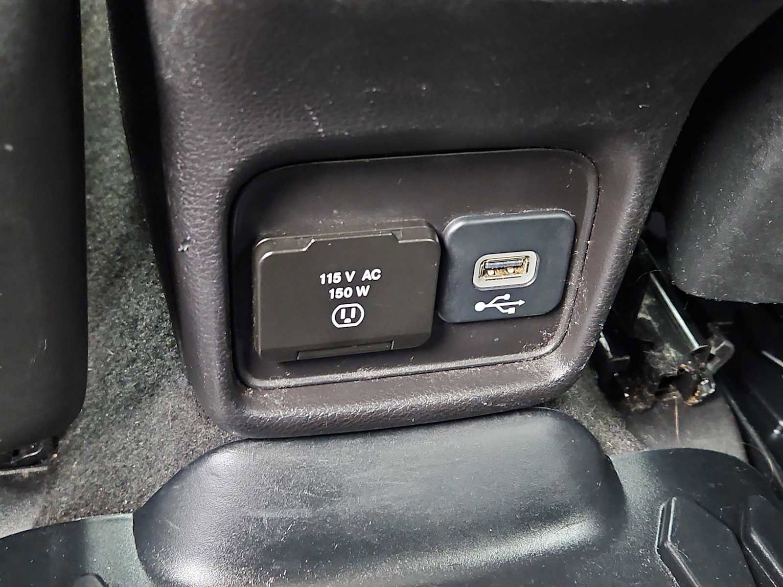 Used 2019 Jeep Compass Latitude AWD/4WD image 18