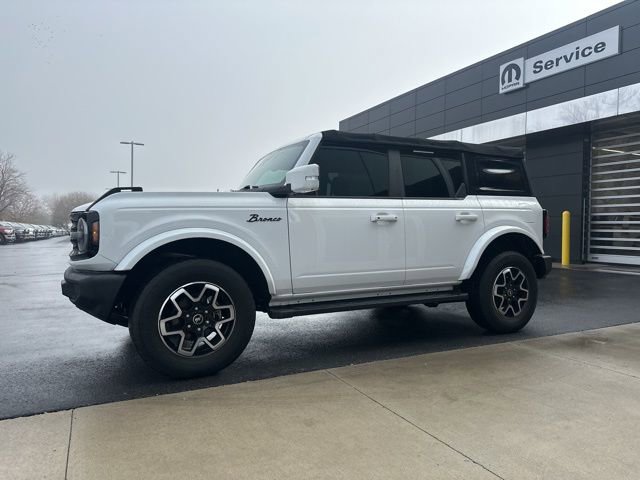 Used 2021 Ford Bronco Outer Banks image 4