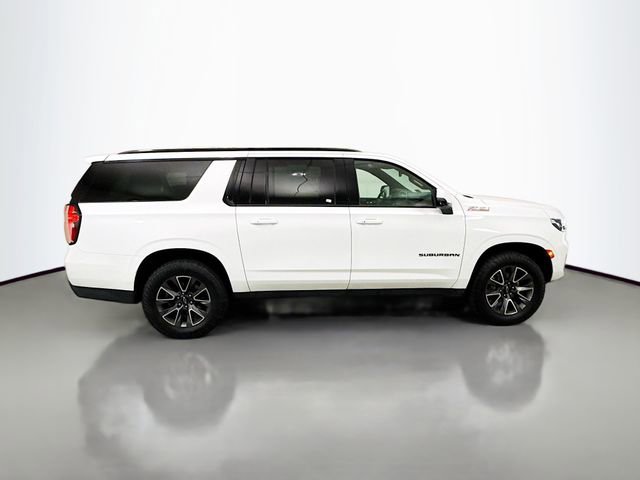 Used 2022 Chevrolet Suburban Z71 w/ Z71 Off-Road Package AWD/4WD image 10