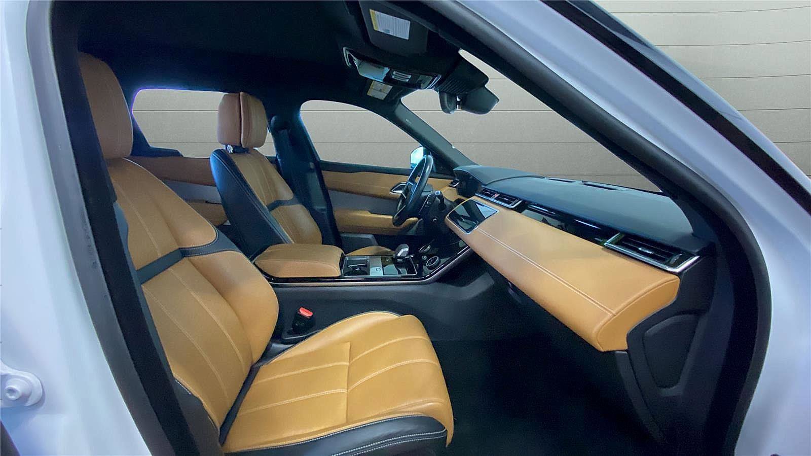 Used 2021 Land Rover Range Rover Velar R-Dynamic HSE image 18