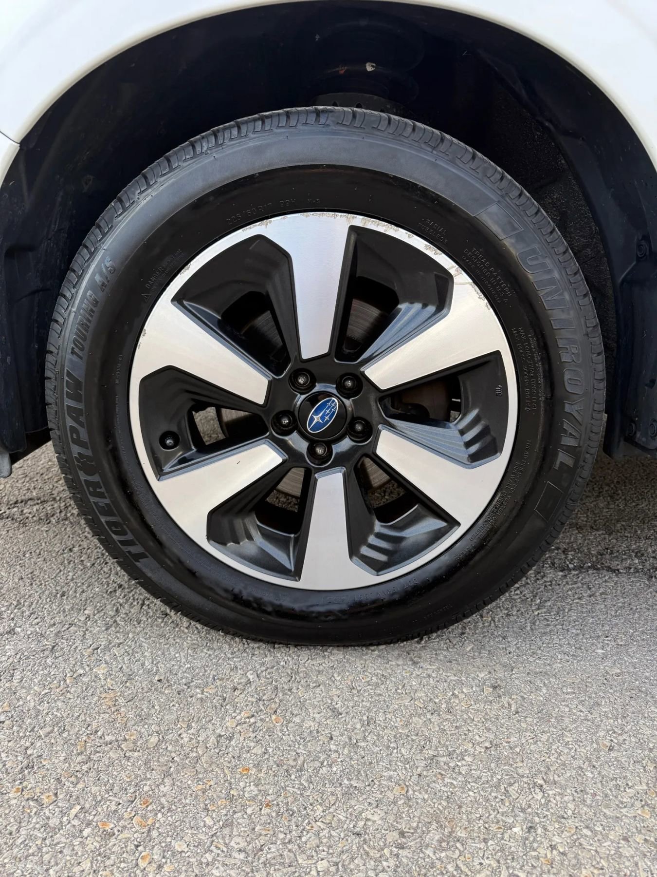 Used 2017 Subaru Forester 2.5i Premium image 24