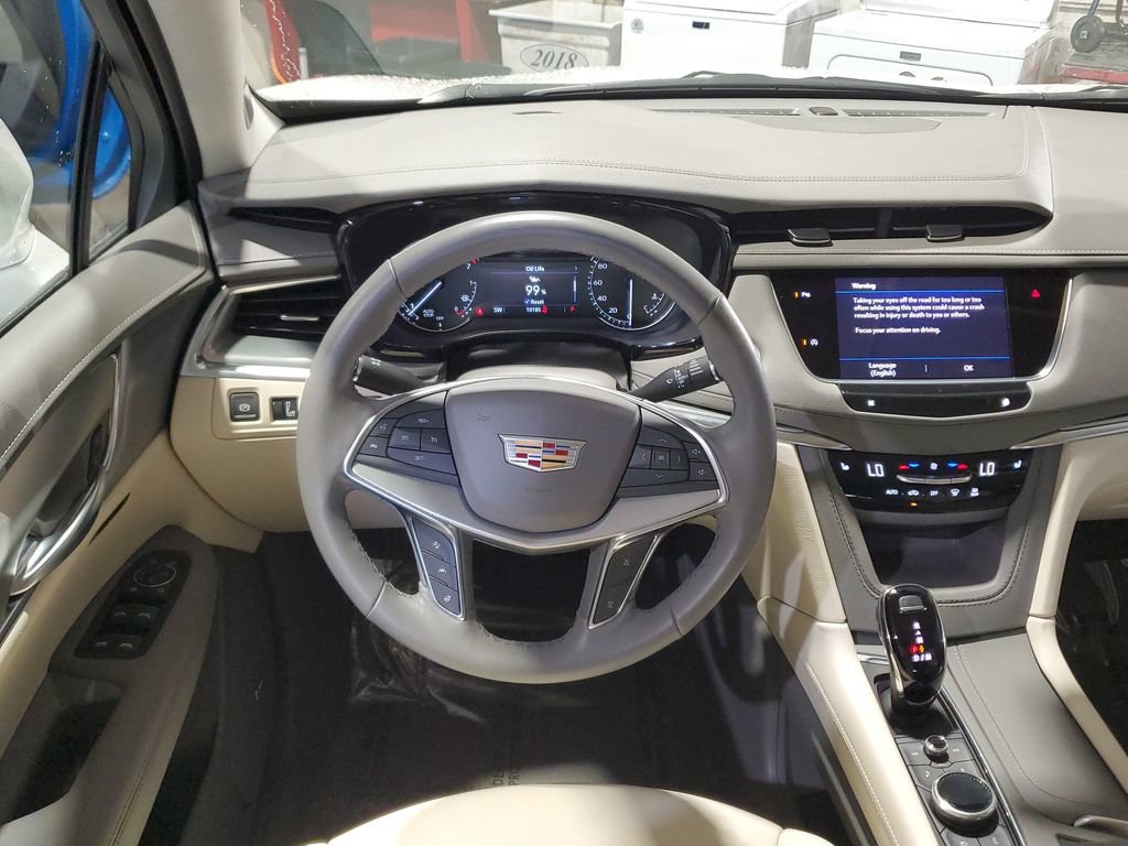 Certified 2023 Cadillac XT5 Premium Luxury w/ LPO, Premium Carpet Package FWD image 18