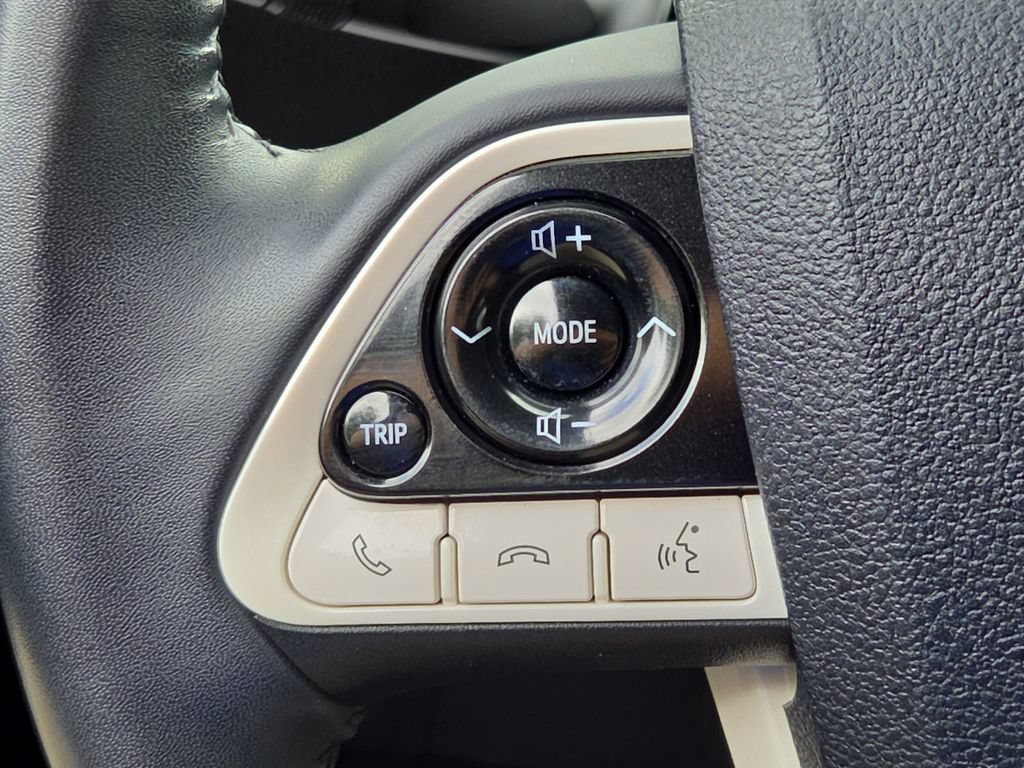 Used 2018 Toyota Prius Prime Advanced FWD image 23
