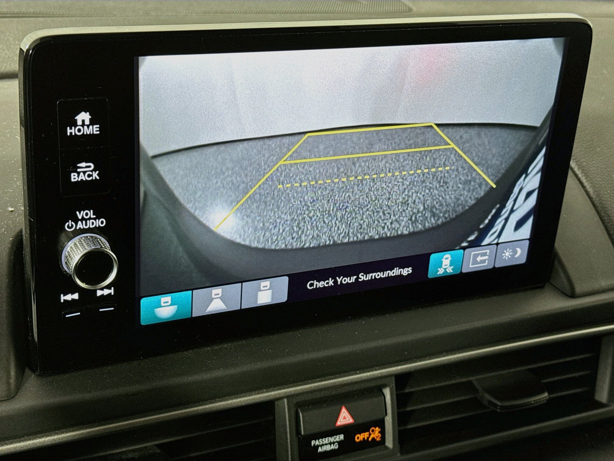 Certified 2024 Honda Pilot Touring image 14
