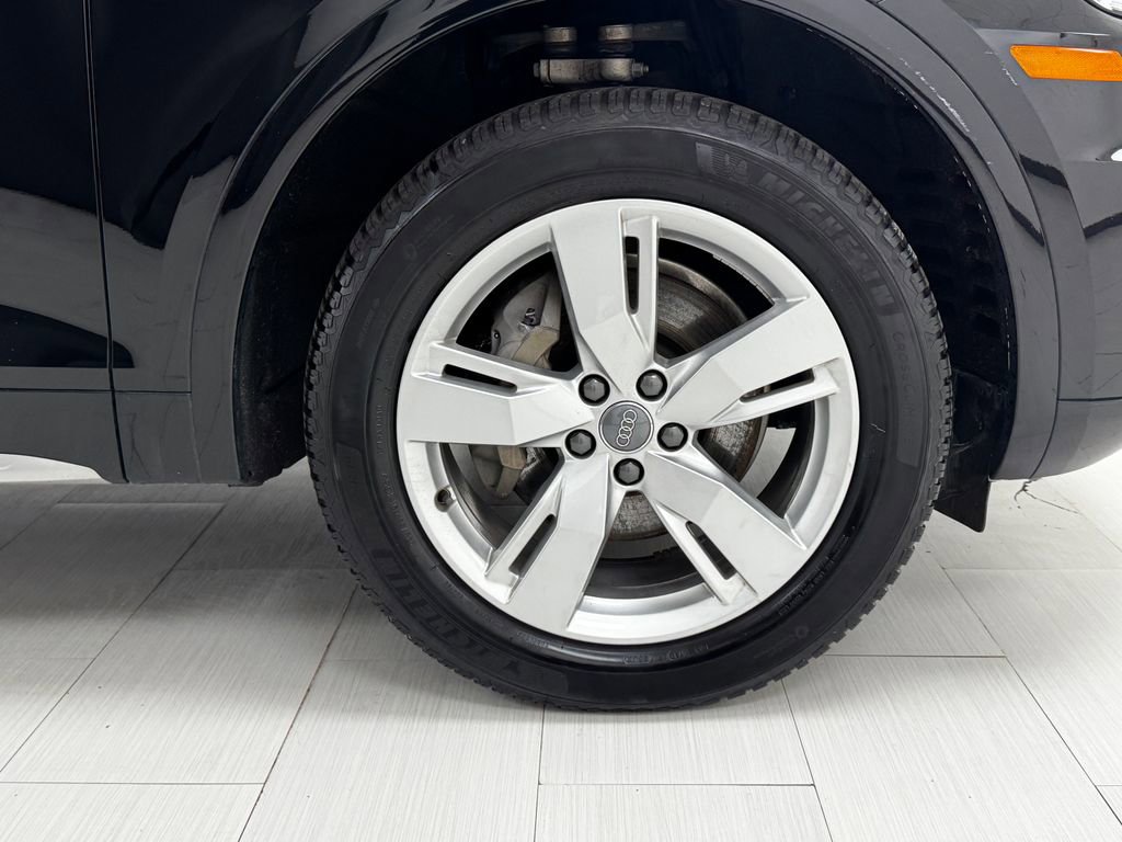 Used 2019 Audi Q5 2.0T Premium Plus w/ Premium Plus Package image 43