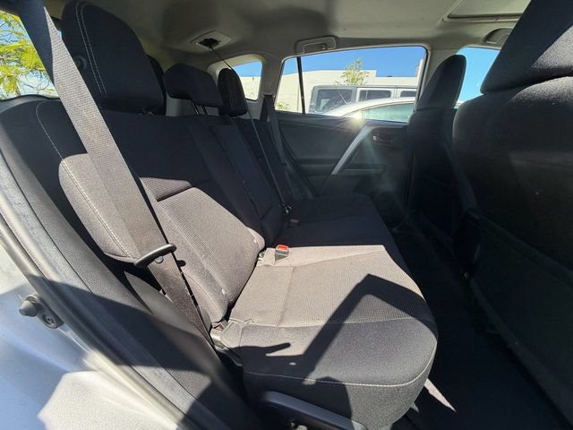 Used 2018 Toyota RAV4 XLE FWD image 13